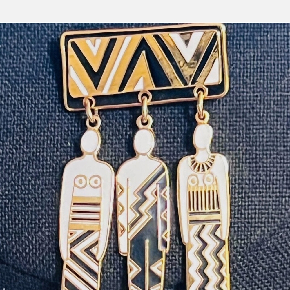 Traibal Spirit Earrings And Brooch Ansestor Collecton Laura Birch!!!!!